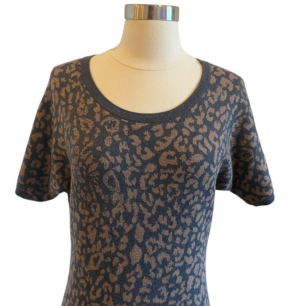 Ann Taylor Loft Leopard Animal Print Short Dolman Sleeve Sweater Dress - Picture 4 of 12